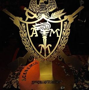 Meet your Posher, Peter